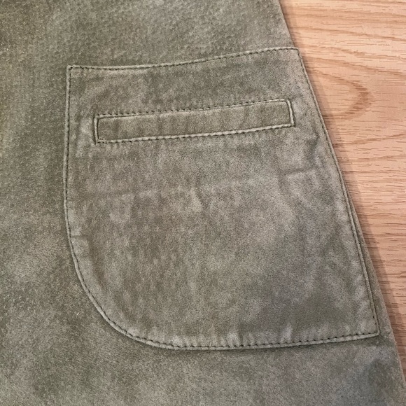 LILLY PULITZER VINTAGE DANA PIG SUEDE MINI SKIRT- SIZE: 2P - Picture 4 of 6